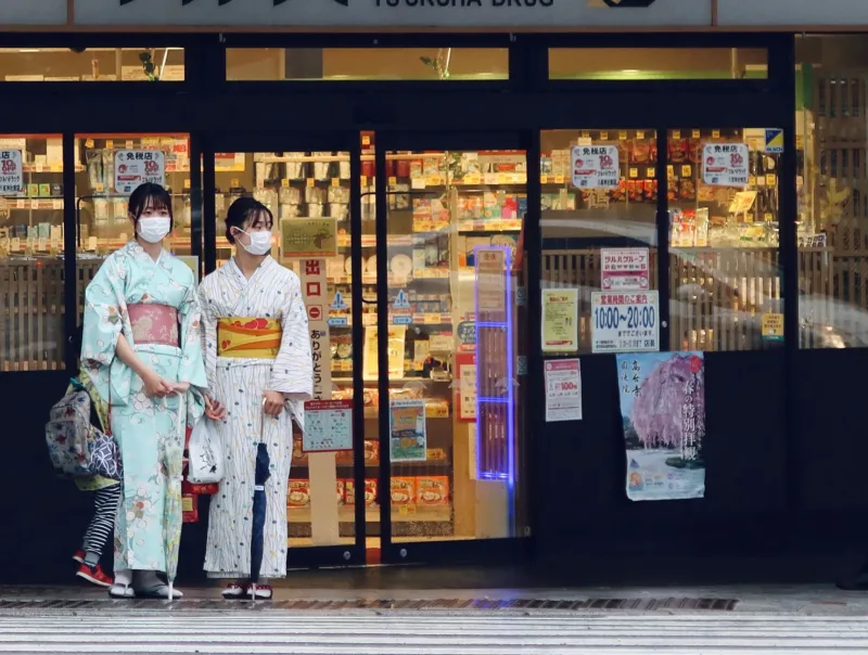 What Nobody Tells You About Dressing in Yokohama (And Why I Finally Stopped Sticking Out)